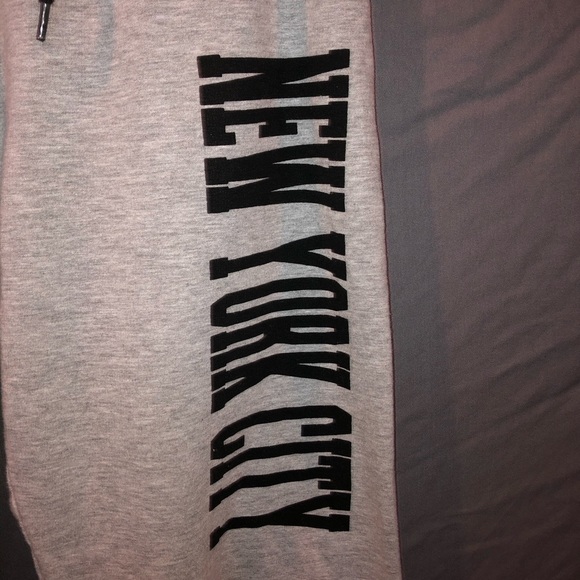 NYC sweatpants/joggers - Picture 2 of 4